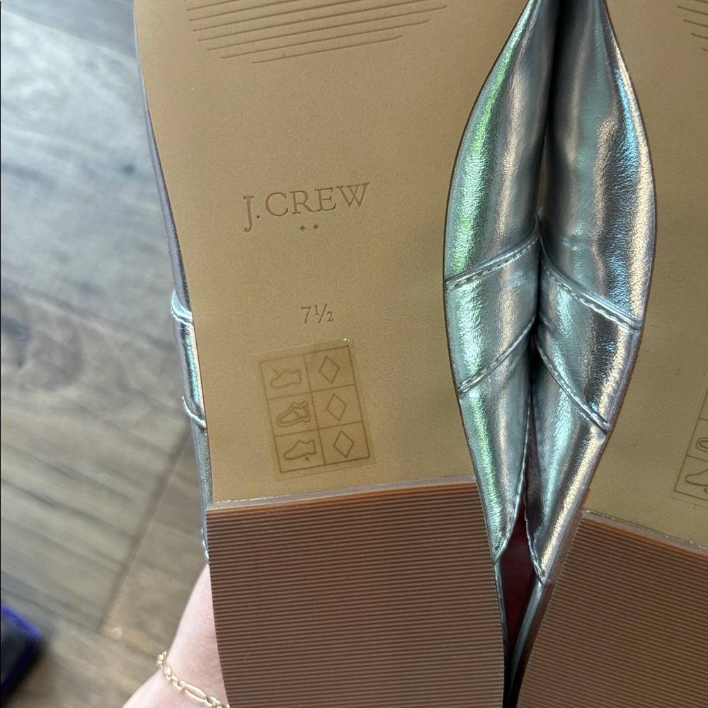 J Crew Silver Metallic Mary Jane Mules Gem Detail Size 8.5 Preppy Party Academia - Picture 6 of 9